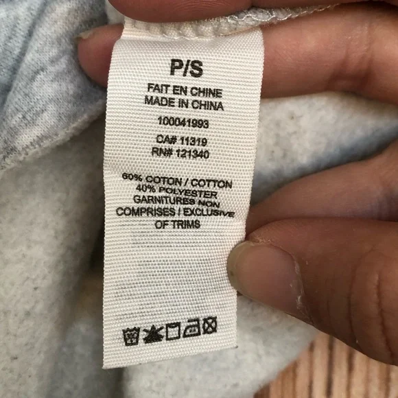 Garage Varsity Style Chicago 1975 Long Sleeve Zip Up Crop Sweatshirt - Picture 5 of 8